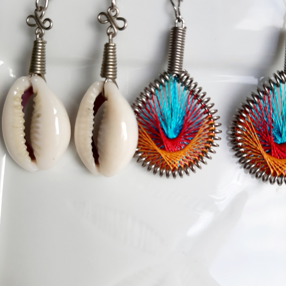 ⭐️5/$20 (2) Beach Boho Earrings Bundle - Picture 2 of 7